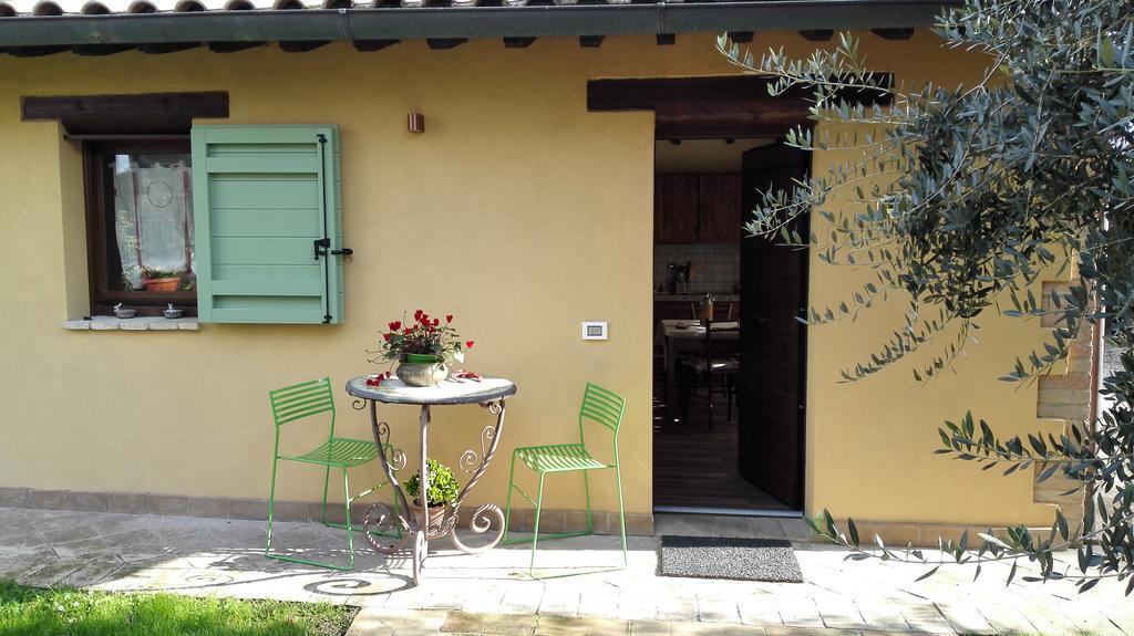Casa La Quiete Villa Torgiano Exterior photo